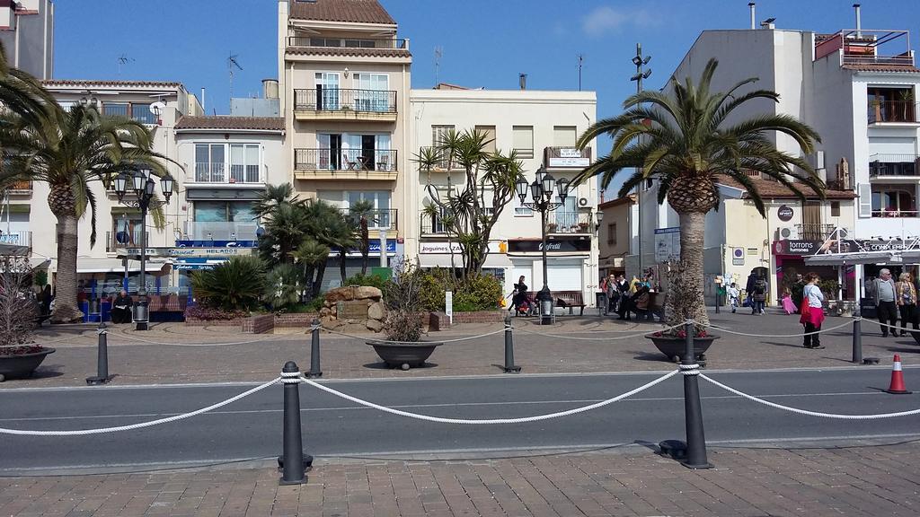 Appartamento Al Centre Del Port Cambrils Esterno foto